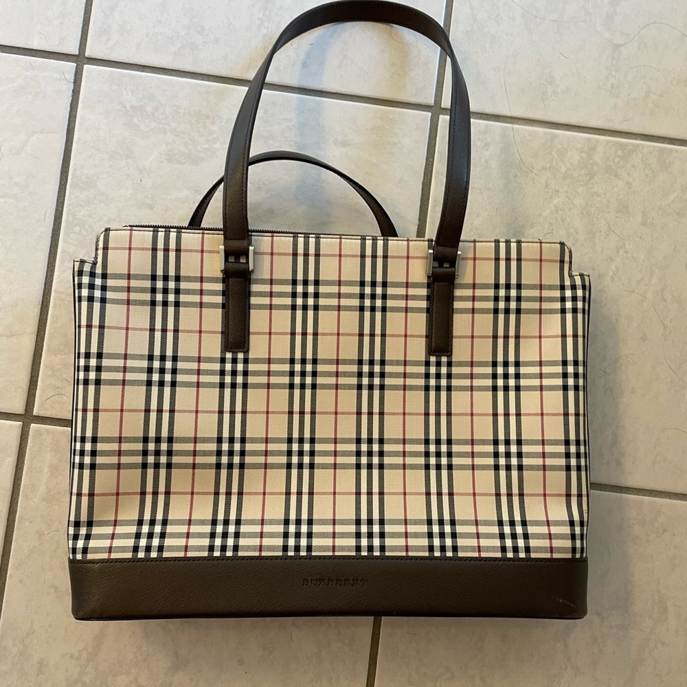 EUB Burberry laptop tote